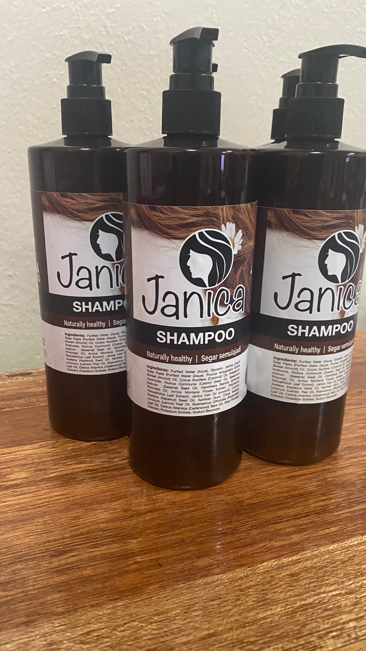 Janica Shampoo